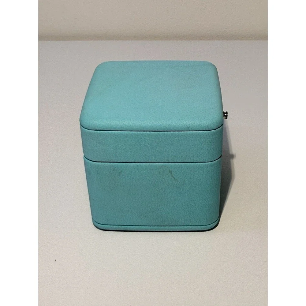 Tiffany & Co. Engagement Ring Box Authentic Turquoise Blue Presentation Box